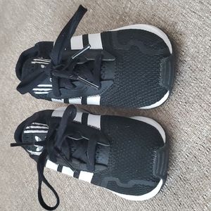 Kids addidas sneakers